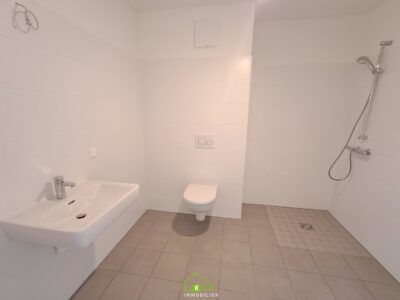 PROVISIONSFREI: geförderte Eigentumwohung mit großem Balkon - Bild (11701)
