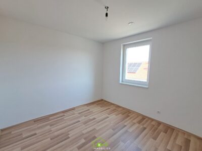 Provisionsfrei – Erstbezug – Familienhit – gefördertes Reihenhaus in ruhiger Ortslage mit Weinkeller - Bild (11768)
