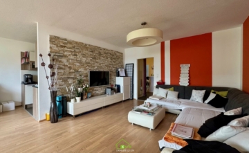 Top Lage – sehr helle und gepflegte 3 Zi. Wohnung mit Balkon in Ruhelage - Bild (3587)