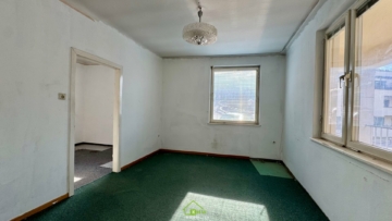 Wohnen im Zentrum: sanierungsbedürftiges Einfamilienhaus mit Entwicklungspotential (inkl. Studie) - Bild (3407)