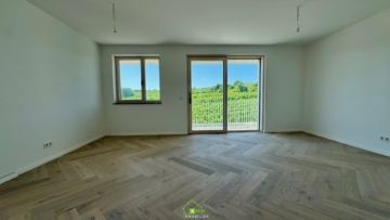 Aussichtslage Top 10: Stadt- und Weingartenblick – 4 Zimmer Eigentumswohnung mit Terrasse - Bild (3601)