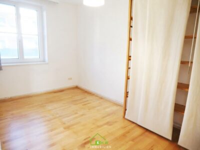 Helle 3 Zimmerwohnung mit Balkon in angenehmer Wohnlage - Bild (12829)