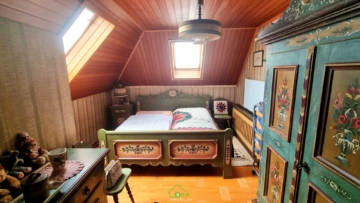 gepflegtes Wohnhaus in Ruhelage mit großem Garten, Schwimmteich und Doppelgarage - Bild (7131)