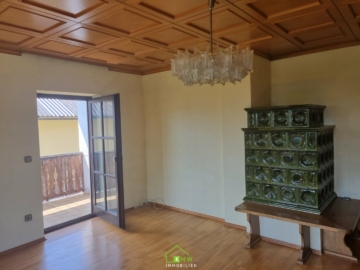 großzügiges Wohnhaus in ruhiger Lage - Bild (3297)