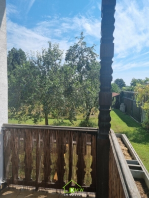 großzügiges Wohnhaus in ruhiger Lage - Bild (3302)