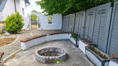 Großzügiges Wohnhaus mit schönem Garten in ruhiger Grünlage - Bild (11125)