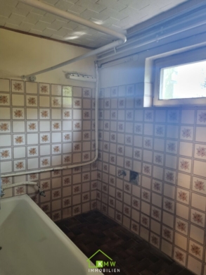 großzügiges Wohnhaus mit zwei Wohneinheiten in Stadtnähe - Bild (3657)