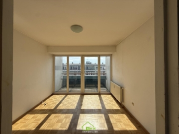 ZENTRUM NÄHE STEINERTOR: Helle Maisonettewohnung im Dachgeschoß mit 3 Balkonen - Bild (7118)
