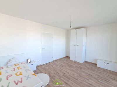 PROVISIONSFREI: großzügige 4-Zi-Dachgeschoßwohnung mit Dachterrasse - Bild (11736)