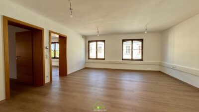 Erstbezug – Top renoviertes ca.127m² Büro - Bild (11386)