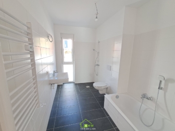 Provisionsfrei – Erstbezug – Familienhit – gefördertes Reihenhaus in ruhiger Ortslage - Bild (7238)