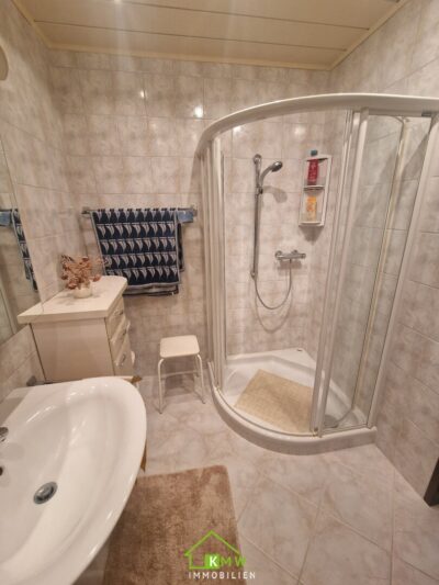 Helle 3-Zi-Wohnung mit Loggia & Stellplatz in Weidling – 100m², Grünblick, Top Lage! - Bild (11392)
