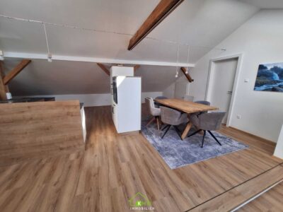 3-Zimmer-Dachgeschoßwohnung in zentraler Ruhelage - Bild (12921)