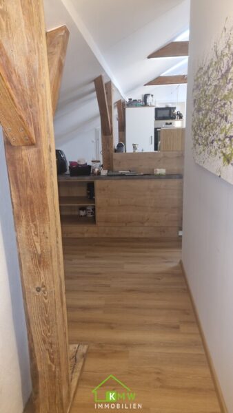 3-Zimmer-Dachgeschoßwohnung in zentraler Ruhelage - Bild (11579)
