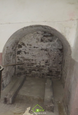 NEUER PREIS – Einmalige Gelegenheit – Weinkeller inkl. Weingarten - Bild (5082)