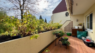 Top Lage – sehr helle und gepflegte 3 Zi. Wohnung mit Balkon in Ruhelage - Bild (7251)