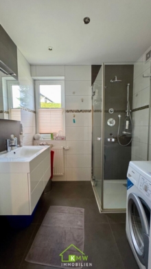 Top Lage – sehr helle und gepflegte 3 Zi. Wohnung mit Balkon in Ruhelage - Bild (7255)