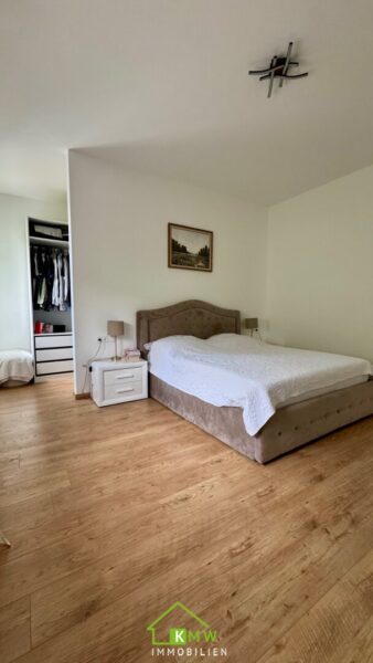 Familienhit: moderner, großzügiger Bungalow in ruhiger Lage - Bild (10996)