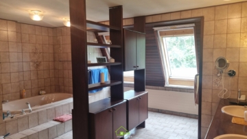 TOP AUSSICHTSLAGE – großzügige Liegenschaft mit großem Garten und Pool - Bild (3139)