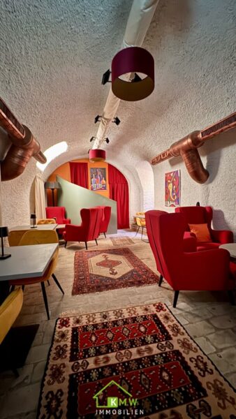Steiner Tor: renoviertes ca.125m² Gastronomie-/Geschäftslokal - Bild (10979)